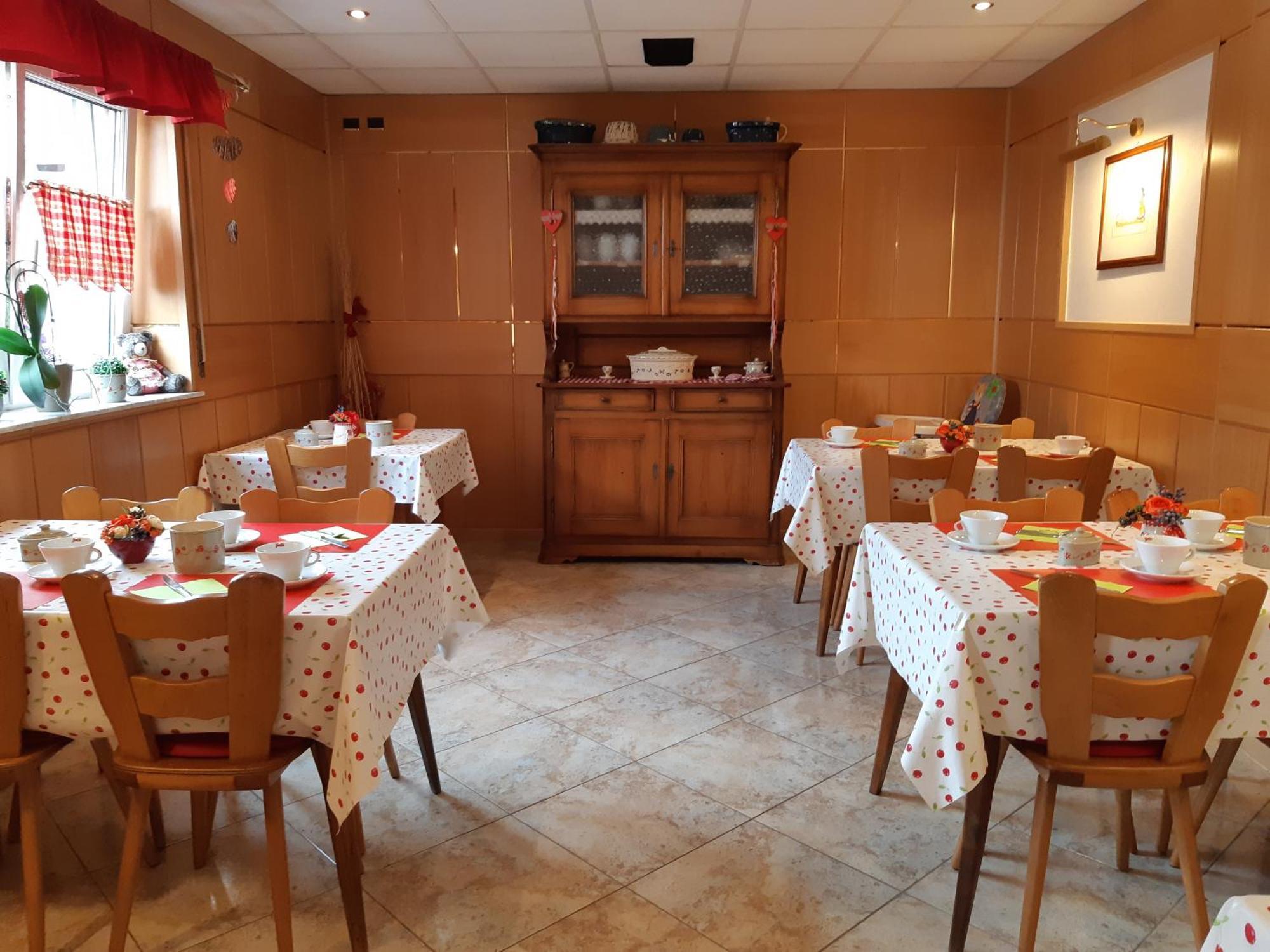 A L'Etoile D'Or Hotel Batzendorf Екстериор снимка
